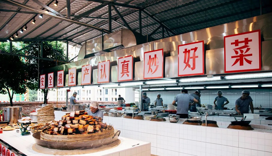 临桂这样的餐饮空间设计会不会让你想当年？